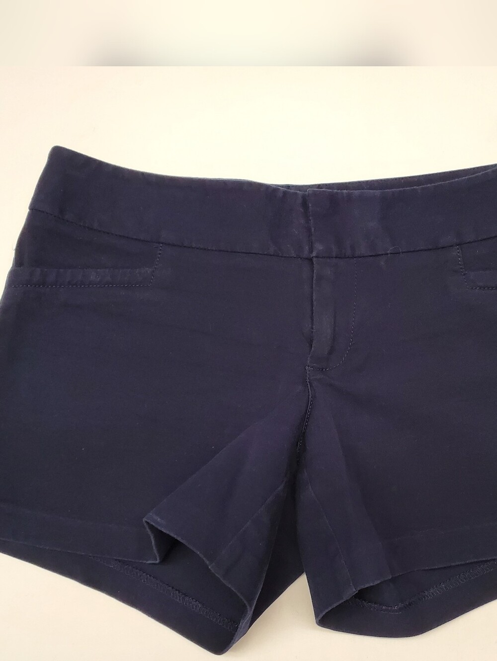 Lilly Pulitzer Navy Shorts Size 2 Pull On Stretch Preppy Casual Resort Wear